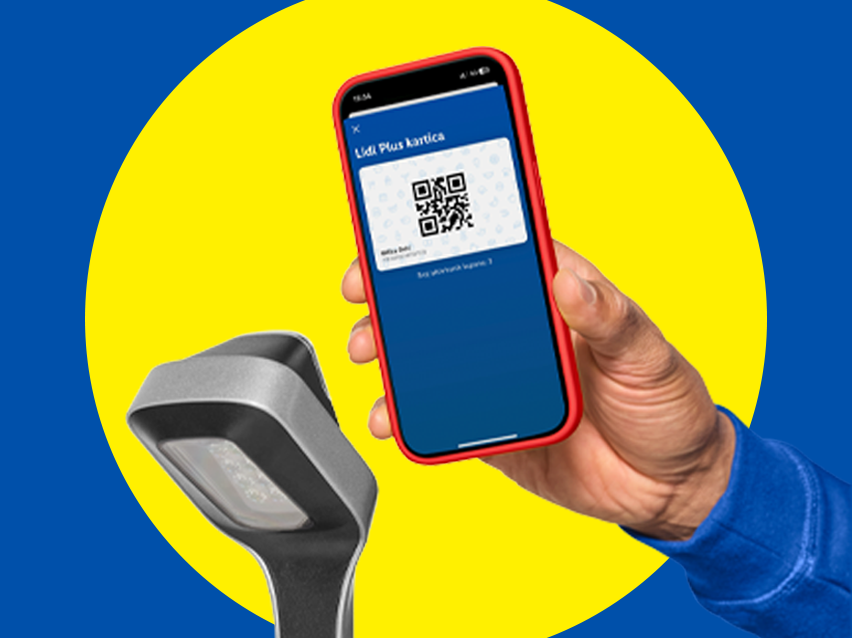 Lidl Plus kartica se skenira na Lidlovom uređaju.