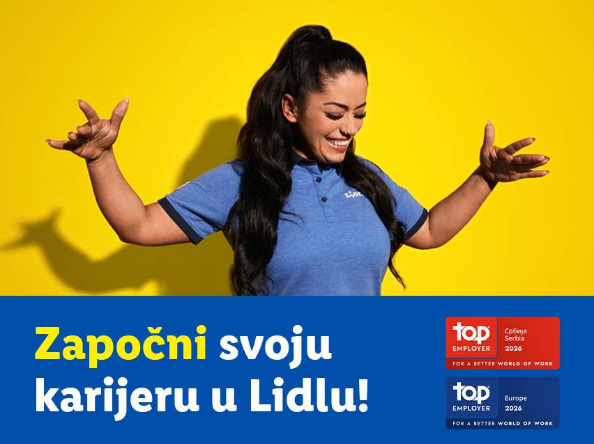 Žena u plavoj majici sa natpisom „Započni svoju karijeru u Lidlu!“ i oznakama „Top Employer“.